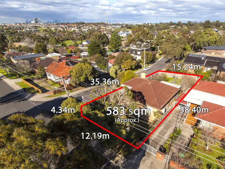 11 McKenna Street, Avondale Heights VIC 3034