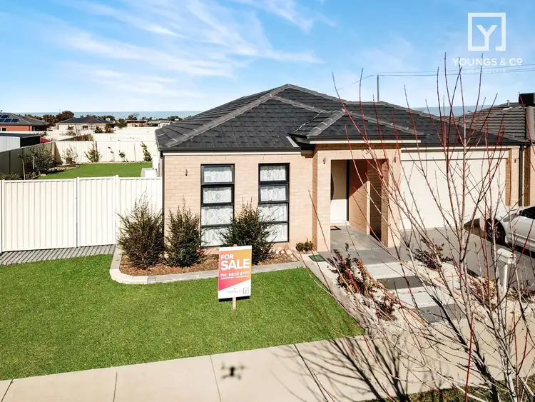 25 Warrumbungle Dr, Shepparton North VIC 3631