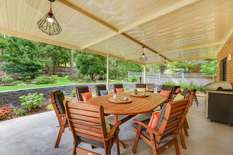 9 Galston Cres, Leura NSW 2780
