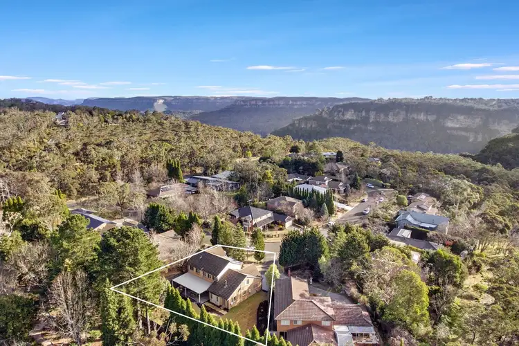 Second view of Homely house listing, 9 Galston Cres, Leura NSW 2780