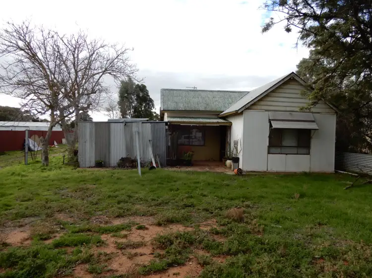 5 Dutton St, Jamestown SA 5491