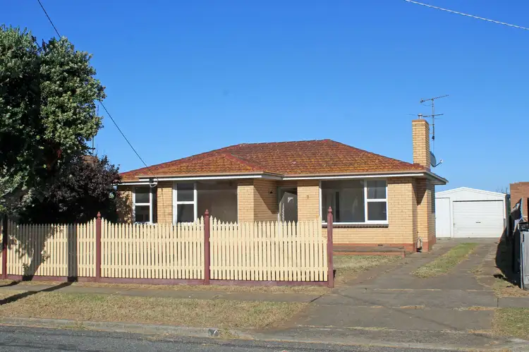 7 Bade Avenue, Portland VIC 3305