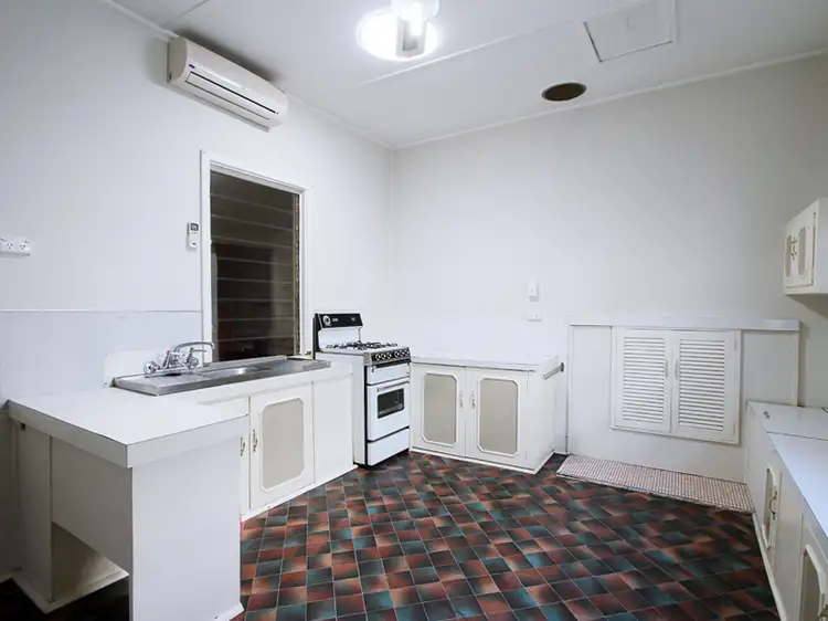 Fifth view of Homely house listing, 15 Castlereagh Street, Singleton NSW 2330