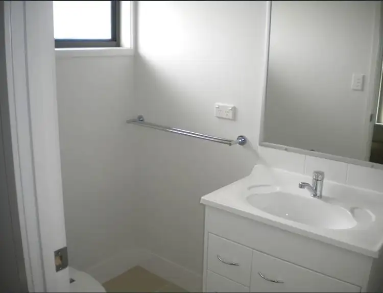 Sixth view of Homely house listing, 8 Laurel Ct, Tinana QLD 4650