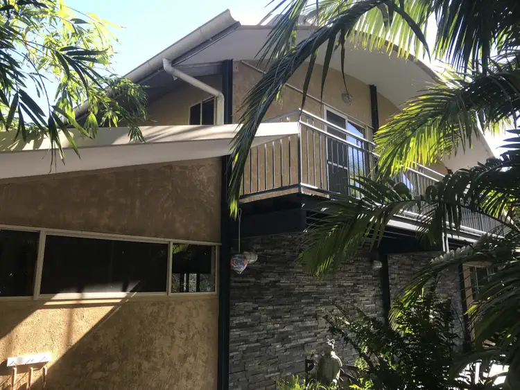 20 Calmwaters Cres, Macleay Island QLD 4184