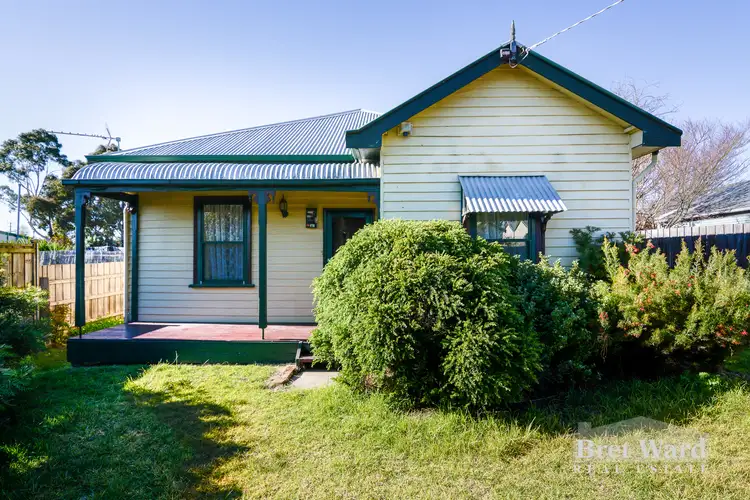 27 Mceacharn St, Bairnsdale VIC 3875