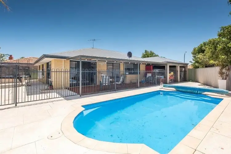 34 Fernhill Avenue, Carramar WA 6031