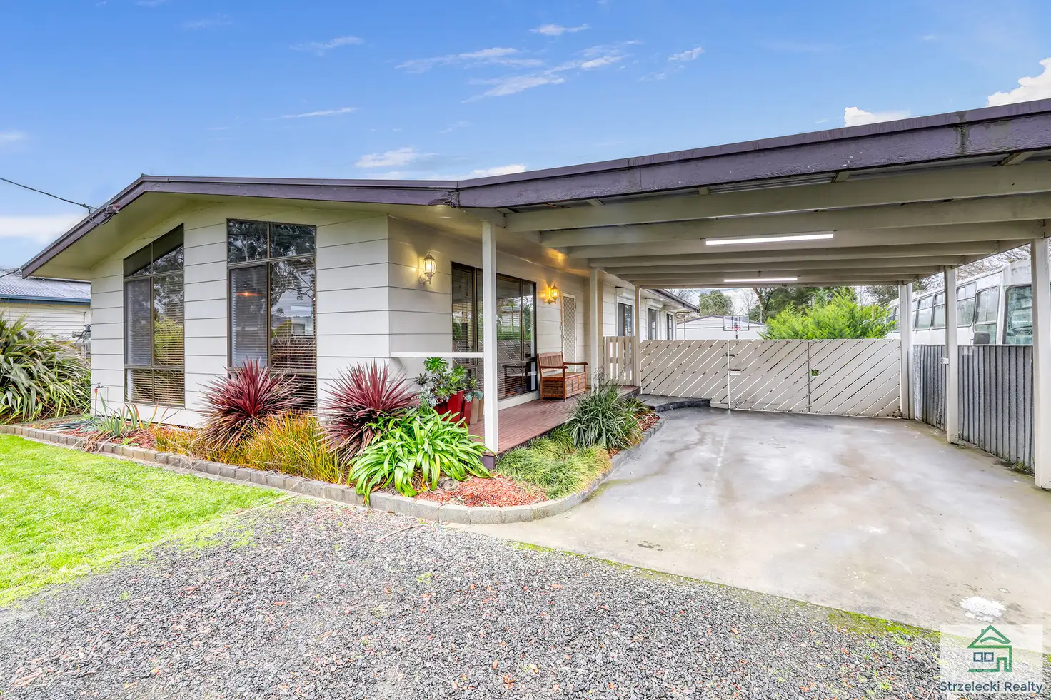 Main view of Homely house listing, 76 Contour Rd, Trafalgar VIC 3824
