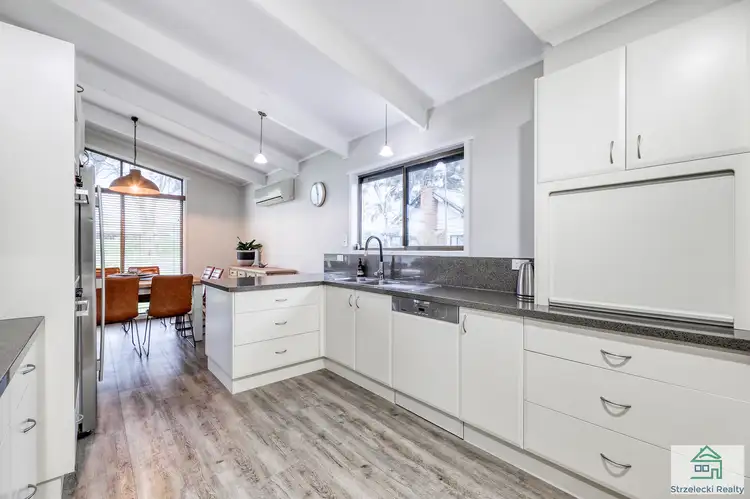 Fifth view of Homely house listing, 76 Contour Rd, Trafalgar VIC 3824