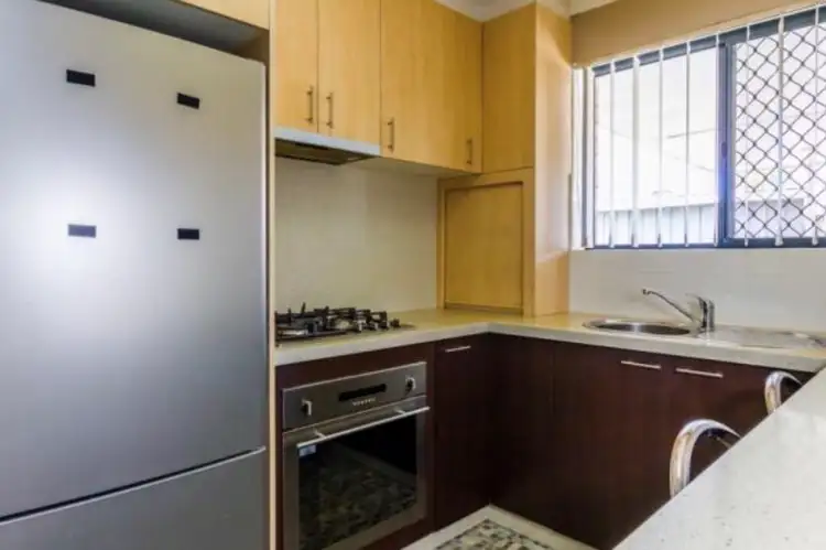 Fifth view of Homely semi-detached listing, 1B Verbena Road, Willetton WA 6155