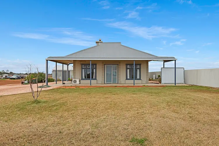 425 Channel Rd, Merbein VIC 3505