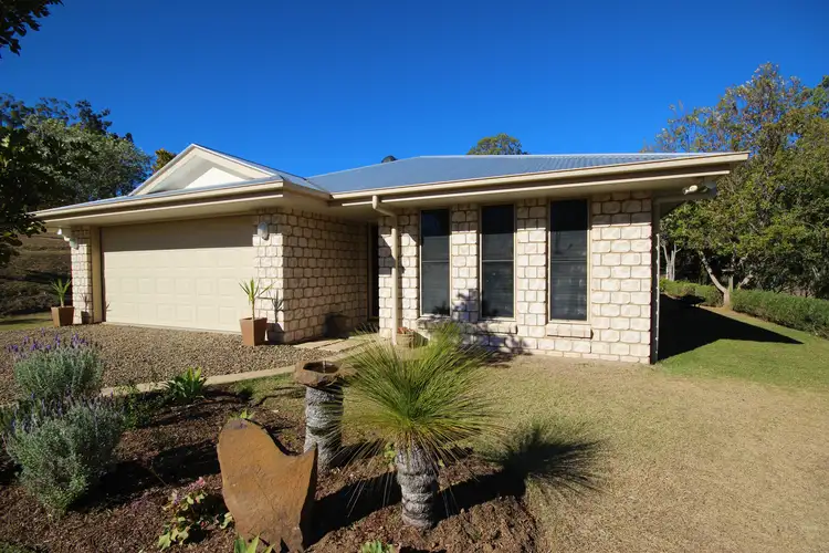 10-12 Windon Cl, Kooralbyn QLD 4285