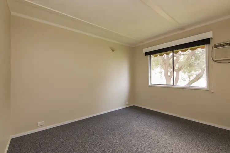 Fifth view of Homely house listing, 8 Scott St, Ouyen VIC 3490