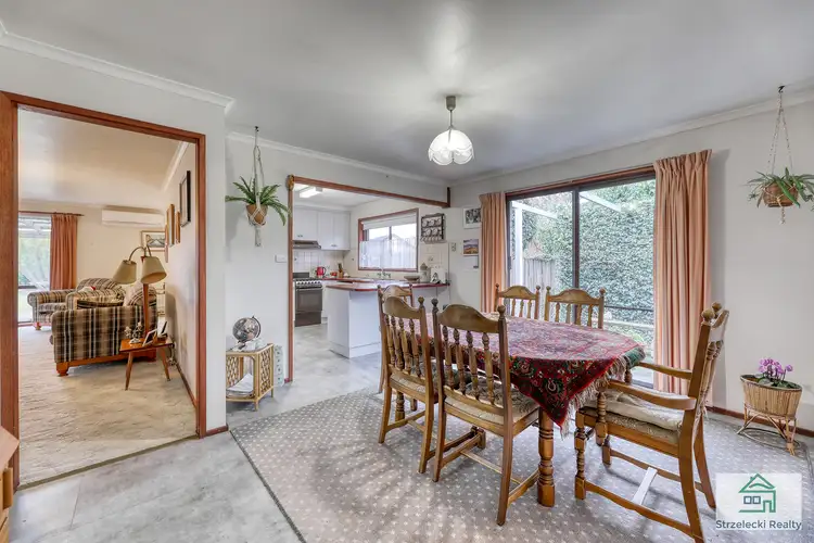 Seventh view of Homely house listing, 10 Gibson St, Moe VIC 3825