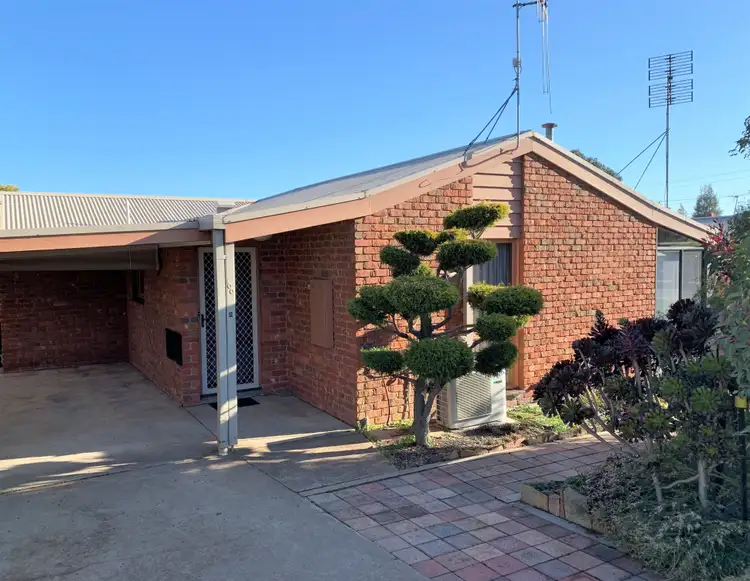 Unit 2/100 Edwards Rd, Kennington VIC 3550