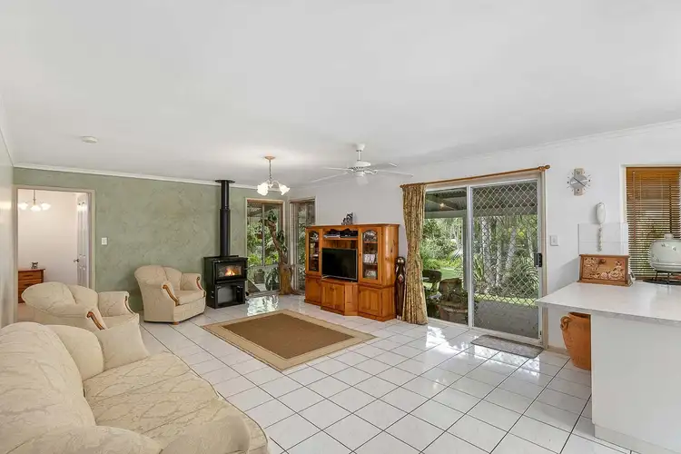 15 Grevillea Dr, Granville QLD 4650