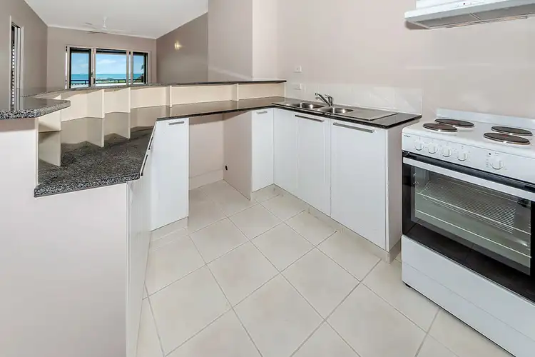 Fifth view of Homely apartment listing, Unit 38/275-277 Esplanade, Cairns North QLD 4870