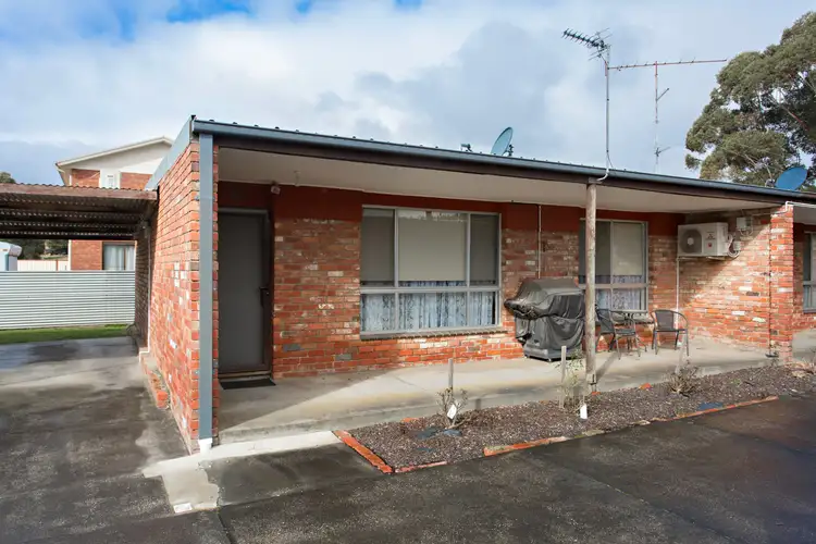 Unit 6/104 - 106 Sawyer Ave, Canadian VIC 3350