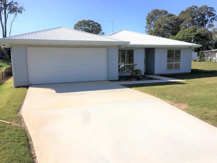 9 Kamar St, Russell Island QLD 4184