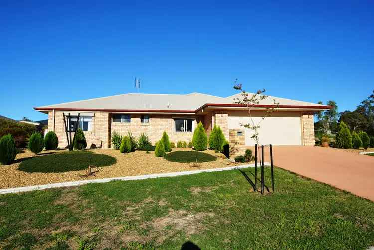 2 Glenwood Ct, Warwick QLD 4370