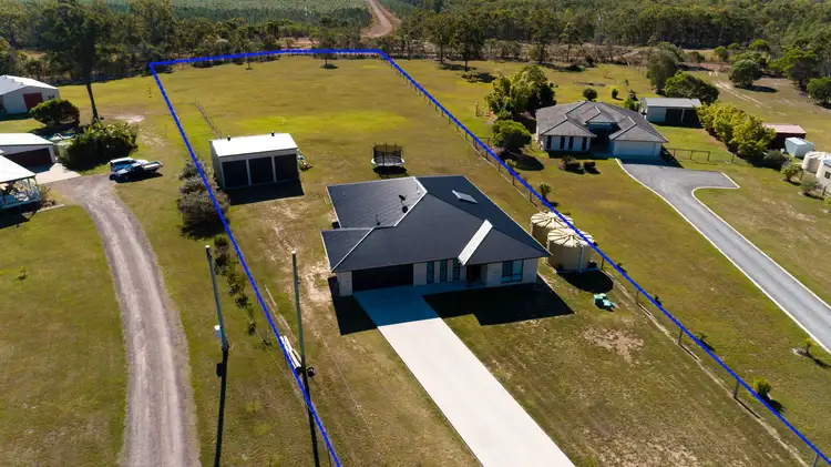 95 Dunmall Dr, Oakhurst QLD 4650