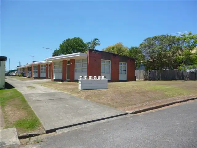 21 Betts St