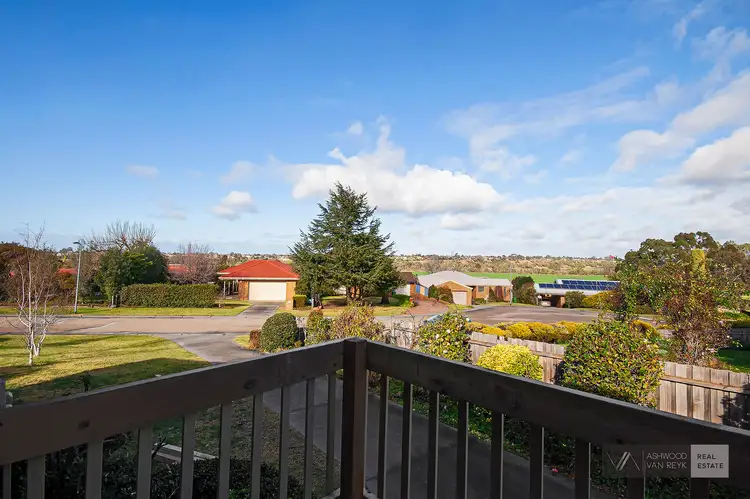 11 Mitchell Views, Wy Yung VIC 3875