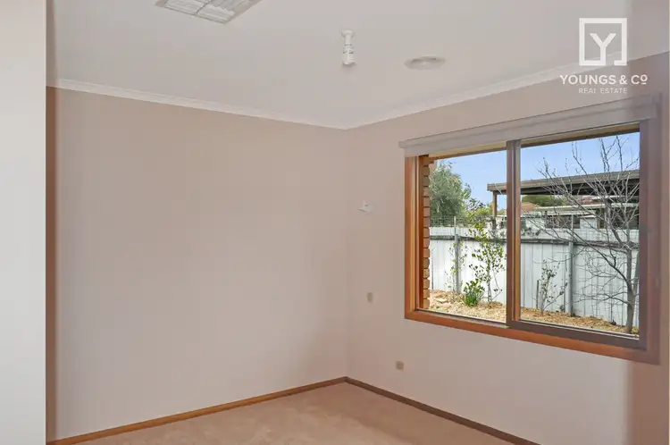 Seventh view of Homely house listing, 2 Erwen Ct, Shepparton VIC 3630