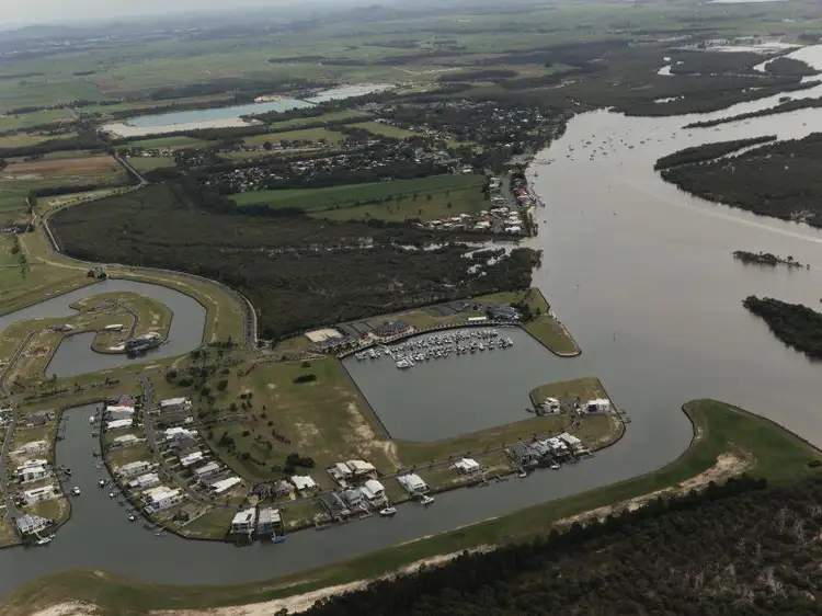 40 Cormorant Crescent, Jacobs Well QLD 4208