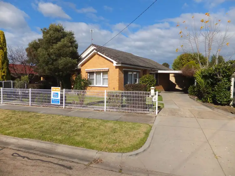 Main view of Homely house listing, 16 Glenda Court, Bairnsdale VIC 3875