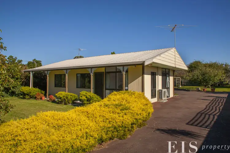 5 Princes Buildings Pde, Rokeby TAS 7019