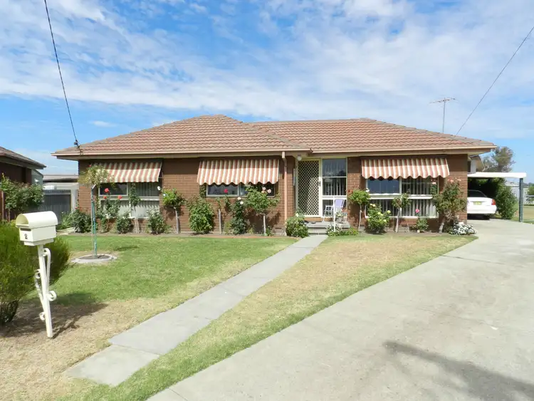 2 Mactrebley Place, Culcairn NSW 2660