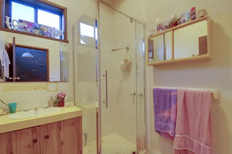 Sixth view of Homely unit listing, 1/13 Munro Street, Traralgon VIC 3844