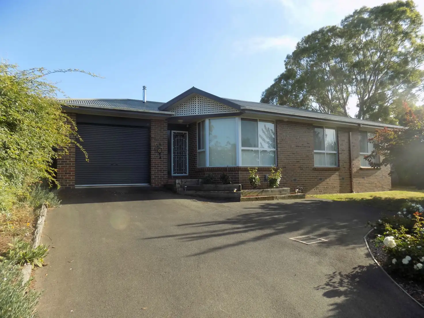 Main view of Homely unit listing, Unit 3/2 The Crescent, Maffra VIC 3860