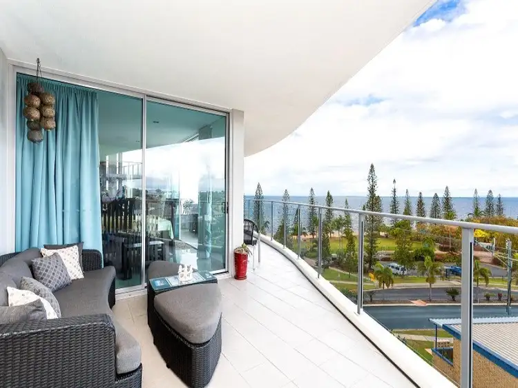 20/17 Marine Parade, Redcliffe QLD 4020