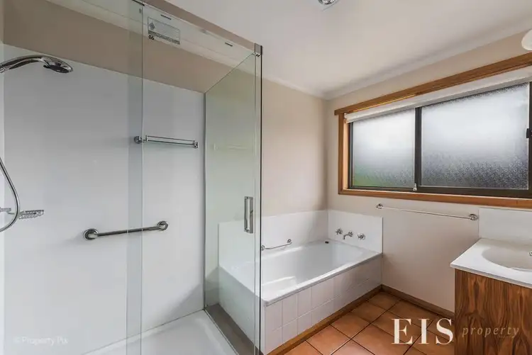 Fifth view of Homely house listing, 9 Dewbay Ct, Claremont TAS 7011
