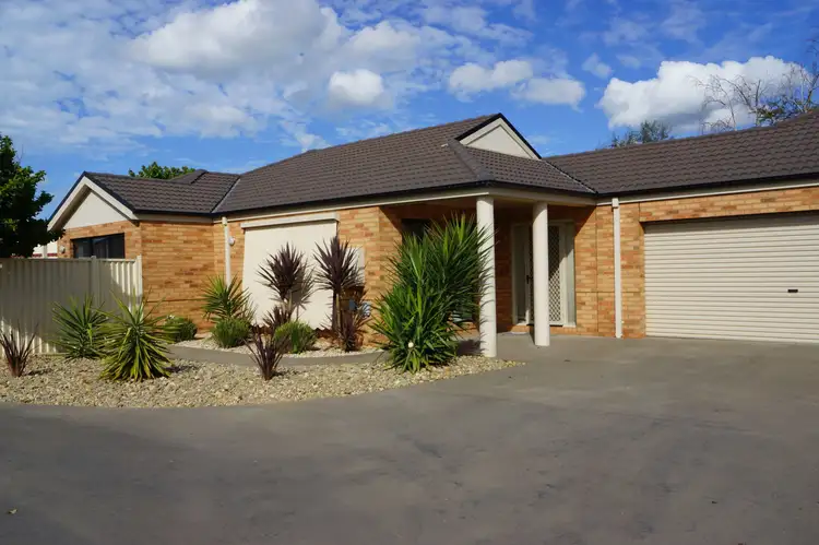 Main view of Homely unit listing, 2/1 Charles Street, Mooroopna VIC 3629