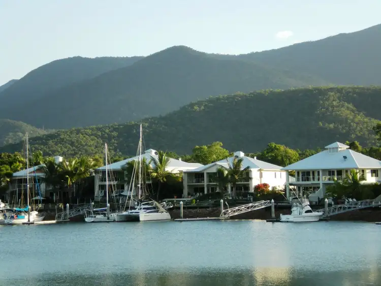 Unit 2/23 Poinciana Boulevard, Cardwell QLD 4849