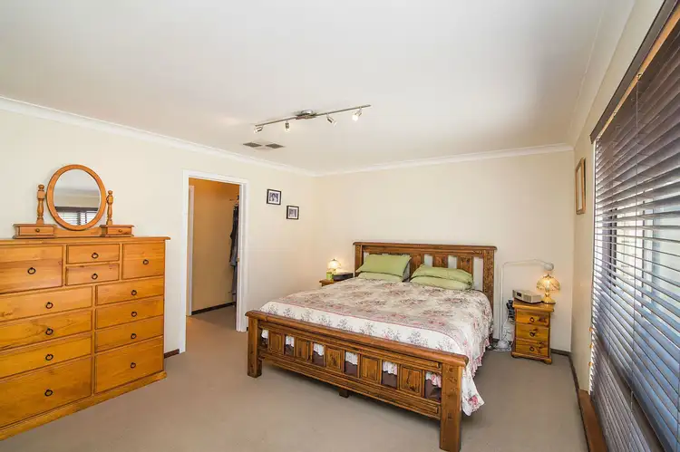 Seventh view of Homely house listing, 4 Dalby Court, Willetton WA 6155