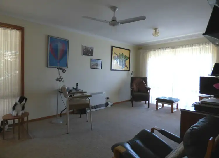 Fifth view of Homely house listing, 11 Hakea Court, Benalla VIC 3672