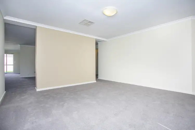 Sixth view of Homely house listing, 33 St John Road, Wattle Grove WA 6107