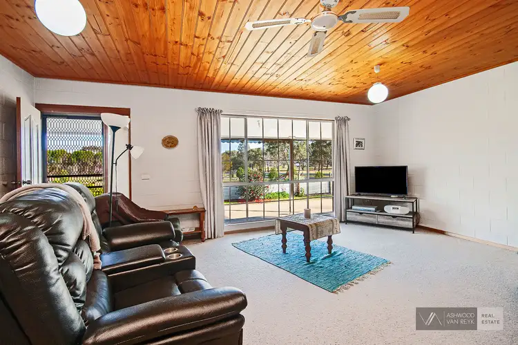 Second view of Homely house listing, 43 Hoyt St, Lindenow VIC 3865