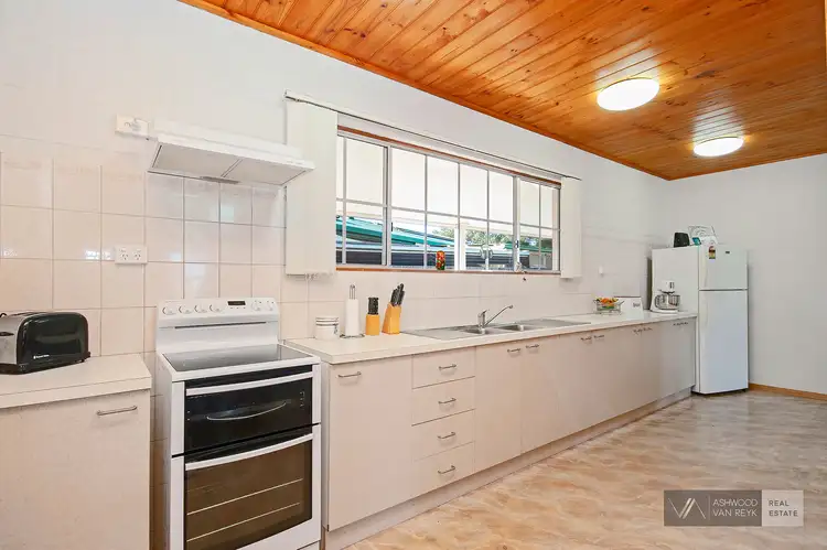 Fourth view of Homely house listing, 43 Hoyt St, Lindenow VIC 3865
