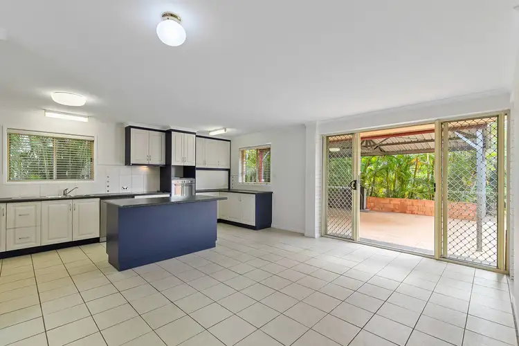 Sixth view of Homely house listing, 9 Willow Ct, Tinana QLD 4650