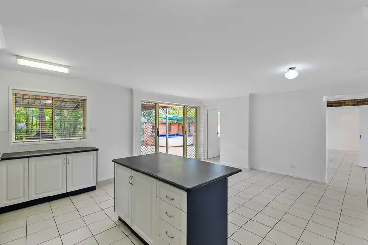 Seventh view of Homely house listing, 9 Willow Ct, Tinana QLD 4650