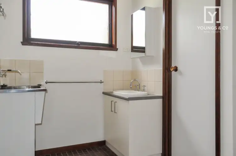 Sixth view of Homely unit listing, 8 Langi St, Shepparton VIC 3630