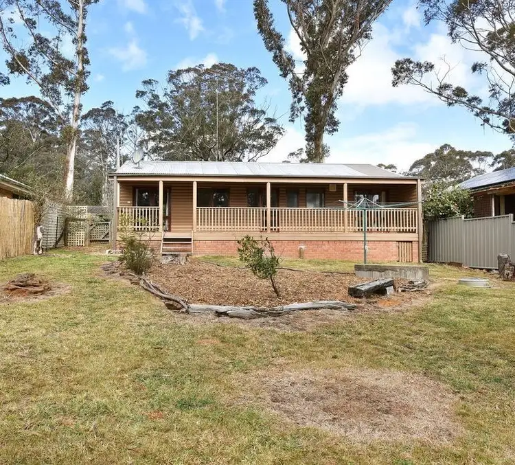 28 Blue Gum Ave, Medlow Bath NSW 2780