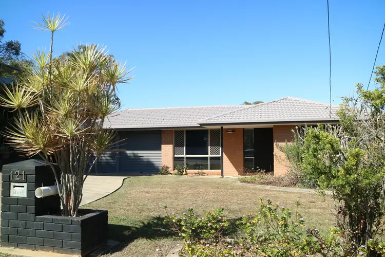 121 King St, Woody Point QLD 4019
