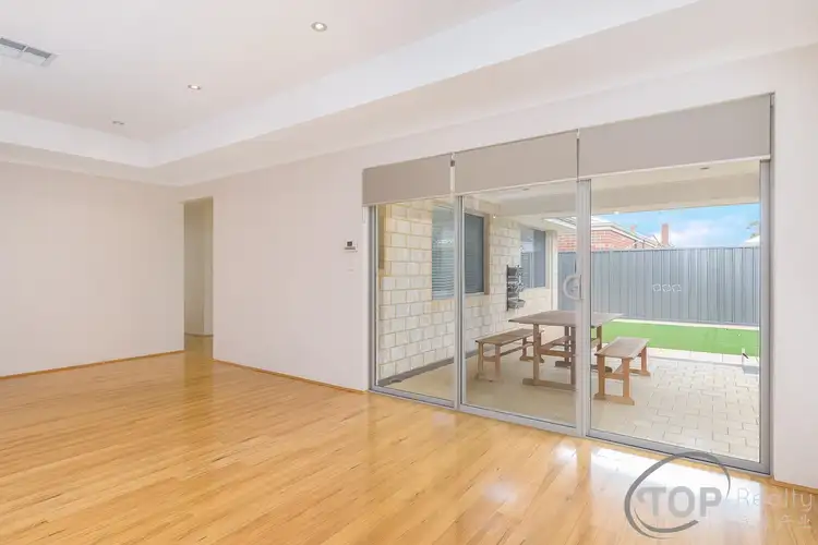 Sixth view of Homely unit listing, 3/20 Amstey Street, Riverton WA 6148