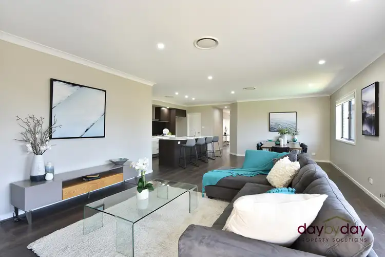 10 Mima St, Fletcher NSW 2287